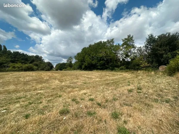 Terrain constructible à vendre