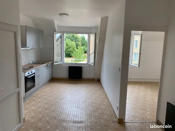 📍 À louer : Appartement T2 rénové - 45 m² - Yzeures-sur-Creuse (37290) ✨ Lumineux - Calme - Proche c