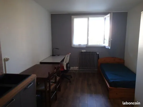 Appartement meublé 1 pièce près des Facs et de Clermont-centre