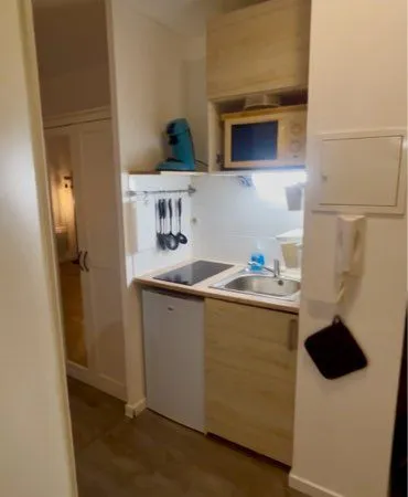 Studio meublé à louer