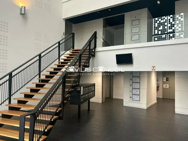 Bureaux 285 m²