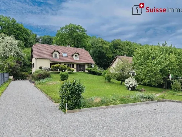 Maison 8 pièces 190 m²