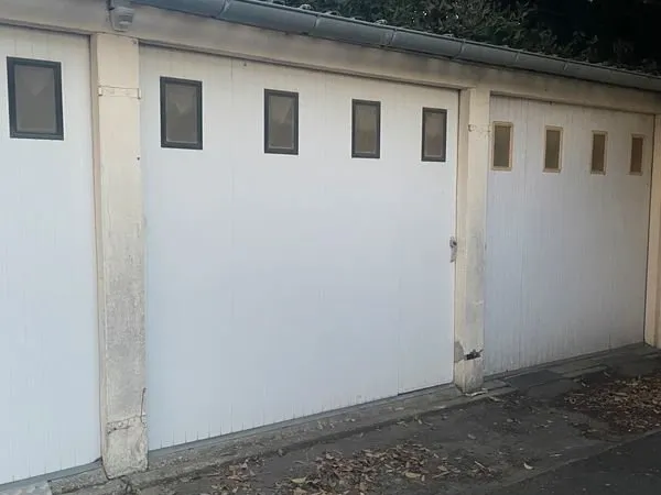 Garage fermé sécurisé - Bordeaux proche Gare Saint-Jean / centre ville