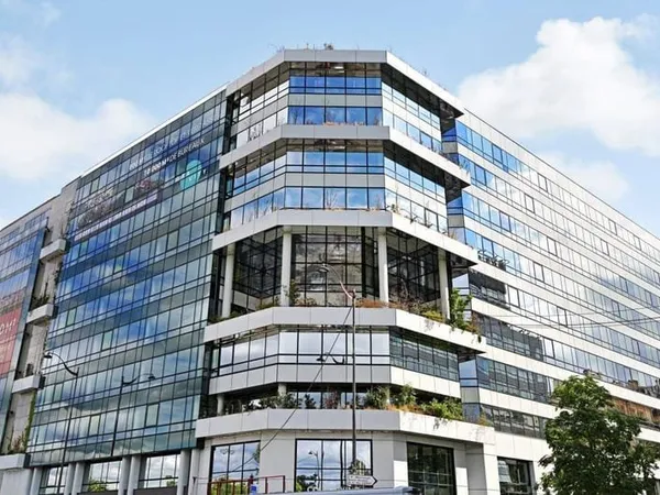 Bureaux 9414 m²