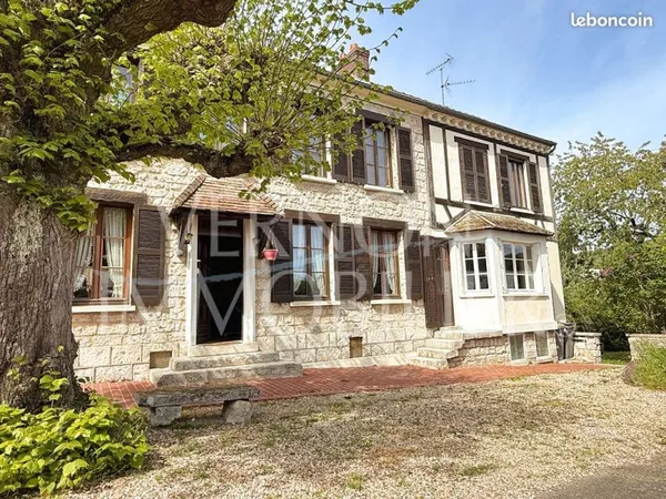 Maison 7 pièces 150 m²