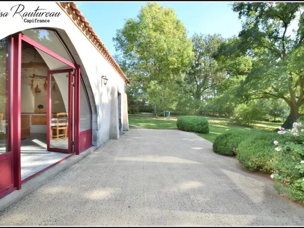 2 Maisons à vendre CHAVAGNES EN PAILLERS (85)