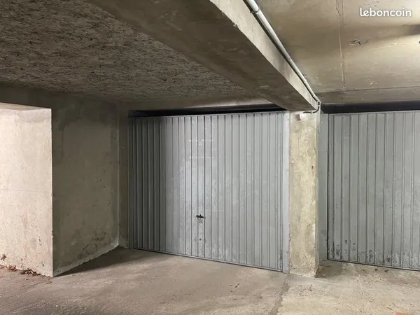 Location d'un box fermé Lyon 6 Brotteaux Part Dieu