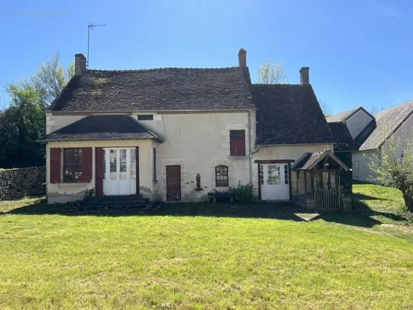 Charmante maison de village a restaurer