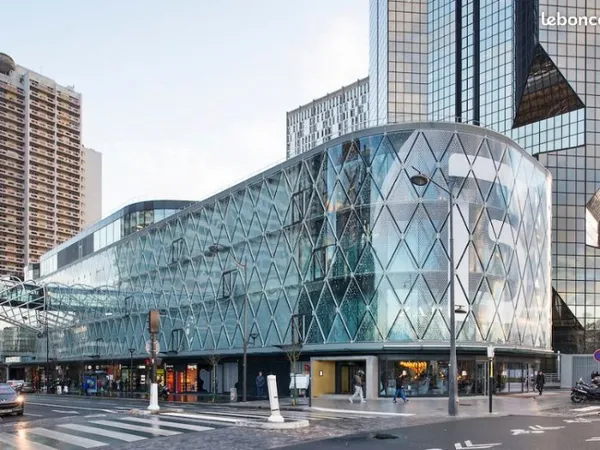 Boutique 137 m² PARIS