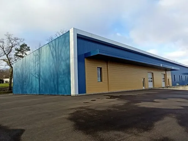 Local 600 m²