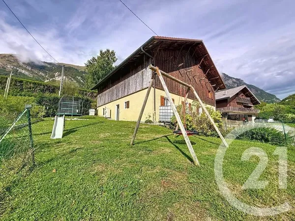 Maison 5 pièces 146 m²