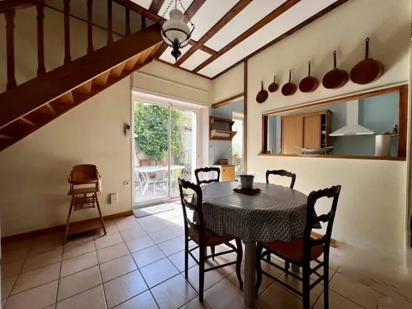 Maison 6 pièces 180 m²