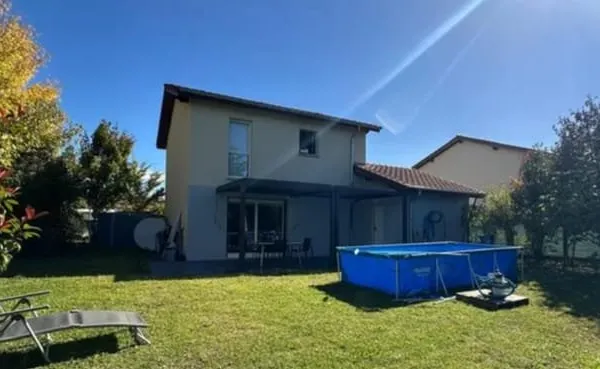 Maison 5 pièces 90 m²