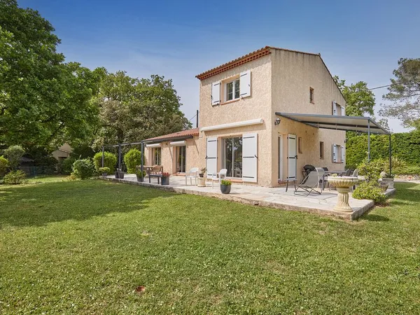 Maison de luxe 4 pièces 120 m²