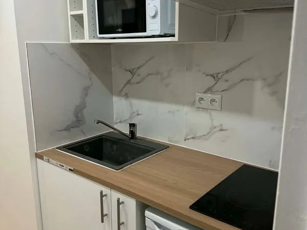Studio meublé rénové - 16 m² - Massy (quartier Graviers)