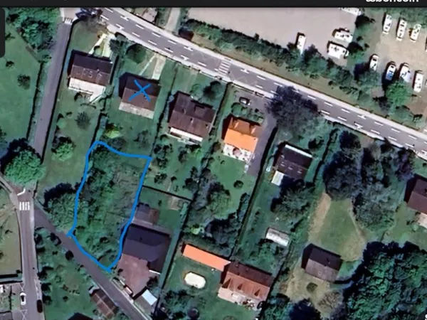 Maison non mitoyenne sur sous sol complet