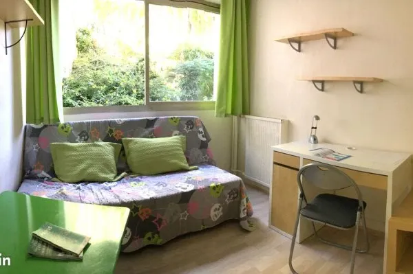 Studio meublé