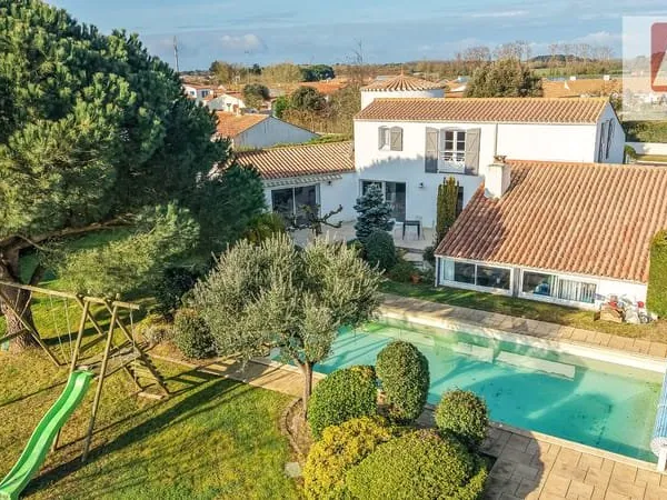 Maison Givrand 6 pièce(s)