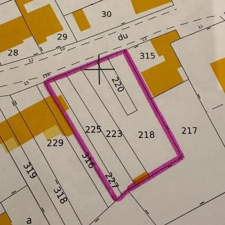 Terrain 1090 m²