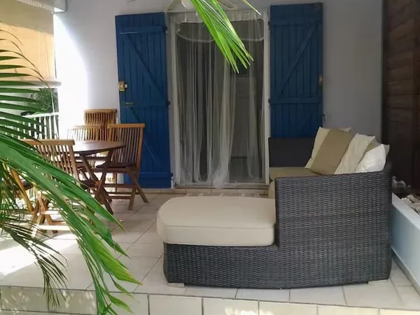 À VENDRE APPARTEMENT 2 PIÈCES - PETIT-HAVRE, Le Gosier.