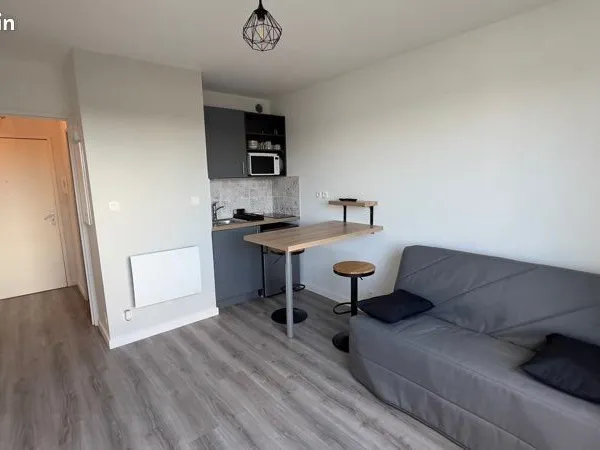 Loue studio angers