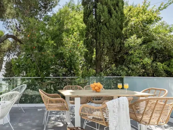 Borély / Sainte-Anne - Calme et lumineux type 4 avec terrasse plein Sud