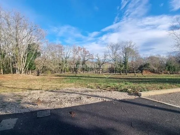 Terrain 1500 m²