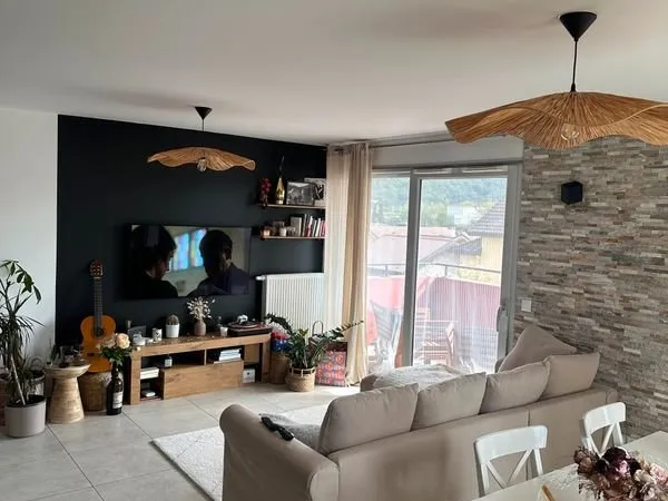 T3 meublé haut standing 68m2 - vue Mont-blanc & Saleve- sans vis à vis - Box fermé