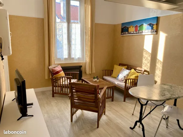 Appartement F2 hypercentre