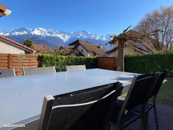 Crolles- Villa lumineuse - 102 m²- 3 chambres-