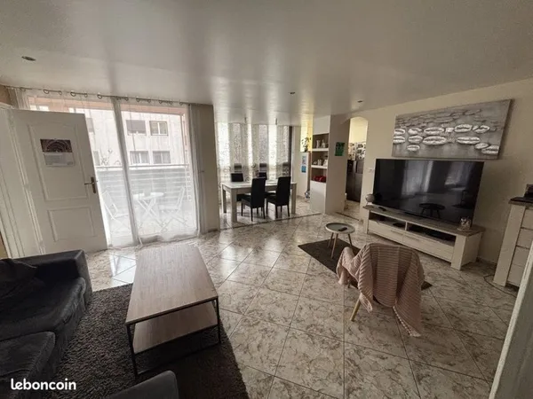 Appartement 4 pièces 82 m²