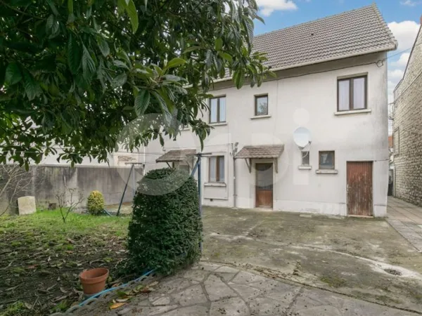 Immeuble de rapport 9 pièces 200 m²