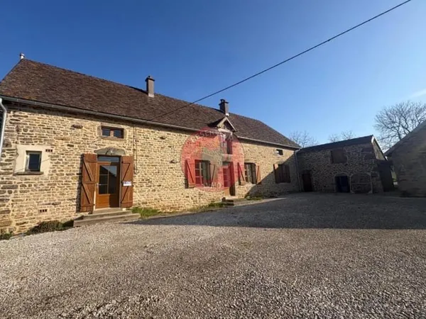 Bien immobilier de rendement Vente Clamerey 5p 135m² 370000€