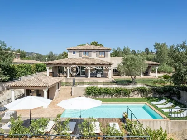 Coup de coeur assuré! Villa 4 suites avec piscine - Plage à pi