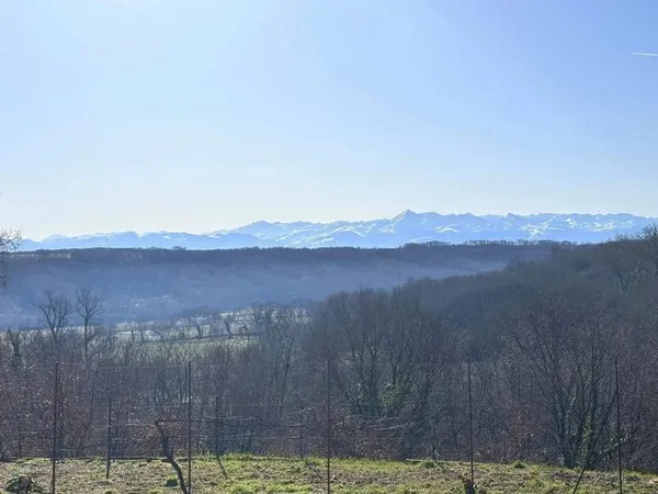 MAISON vue PYRENEES - Possibilité VENTE A TERME
