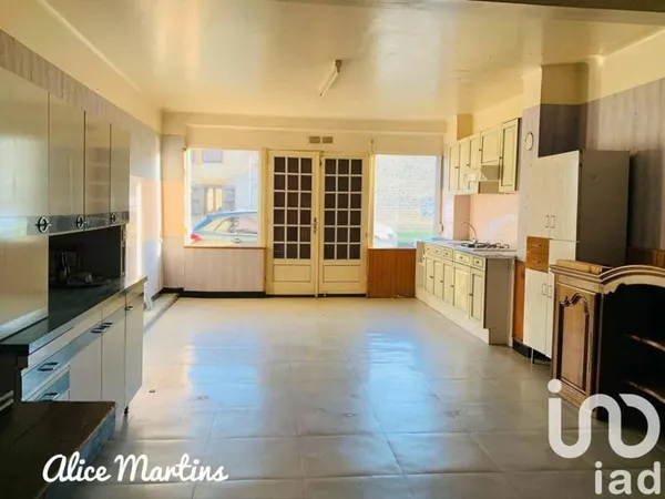 Immeuble 200 m²