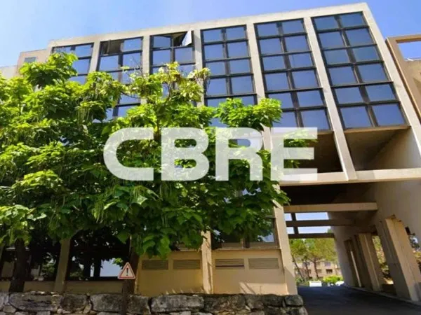 Bureaux 67 m²