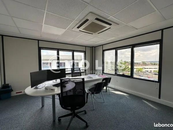 Bureaux 171 m²