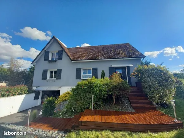 Grande Maison Moderne 290m² + piscine avec locataire