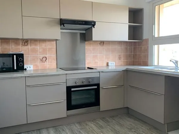Appartement 4 pièces 81 m²