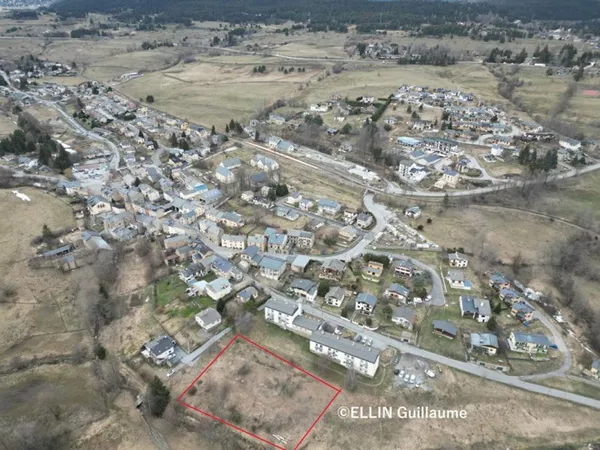Terrain en individuel 334 m²