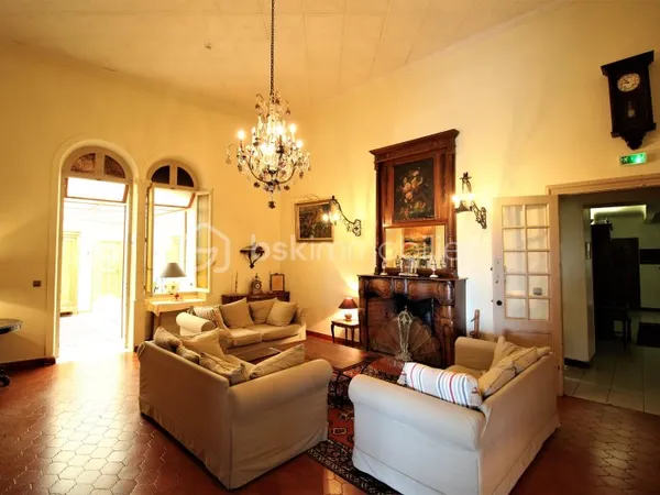 Local commercial 1500 m²
