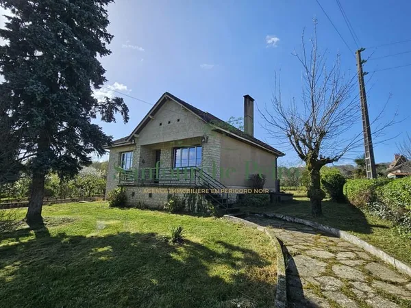 Sur la commune de Siorac en Périgord - A 9km de Saint Cypri