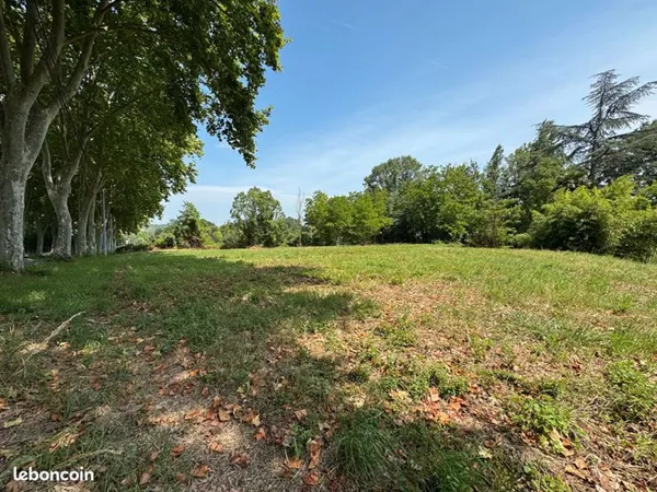 Terrain 1511 m² LEZAT SUR LEZE
