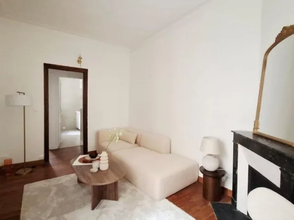 Appartement Refait à neuf 2 pièces 32 m2 Paris 15