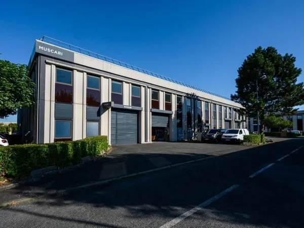 Bureaux 604 m²