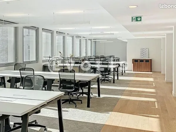 Bureaux 437 m²