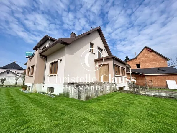 Maison 8 pièces 195 m²