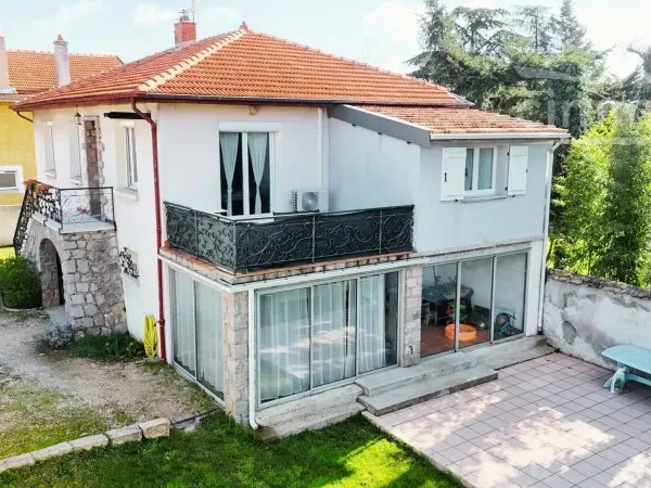 MAISON 4 CHAMBRES