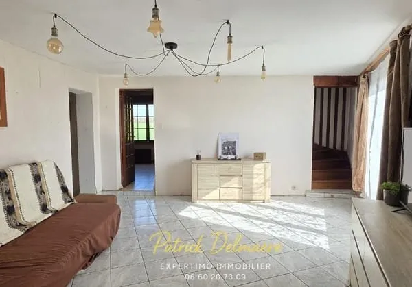 Maison individuelle avec grand garage